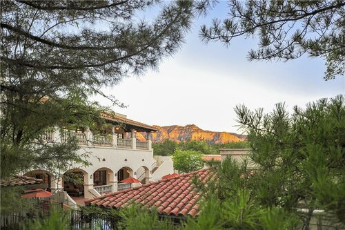Hilton Vacation Club Los Abrigados Resort & Spa Sedona, Забронировать Курортный отель Uptown Седона