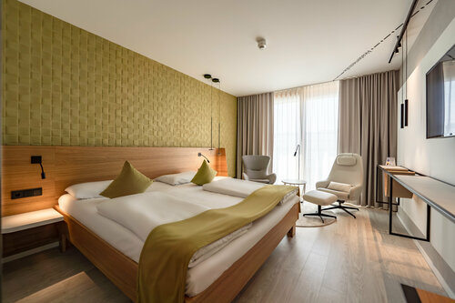 Novotel Karlsruhe City, Забронировать Отель Отели Карлсруэ 4 звезды, рядом с Верховный суд, 4*