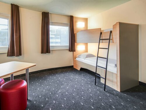 B&B Hotel Würzburg-City, Забронировать Отель «постель и завтрак» Отели Вюрцбурга с завтраком, рядом с Башня Графенекарт, Завтраки