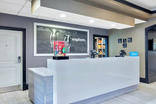 Hampton Inn & Suites Fort Worth-Fossil Creek, Забронировать Отель Fossil Creek Форт-Уэрт
