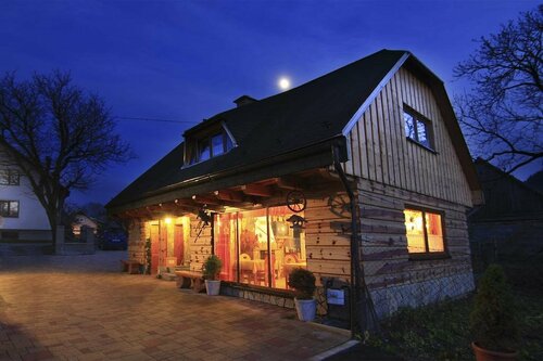 Penzion a drevenica pri Hati, Rezervasyon Otel Terchová Vratna
