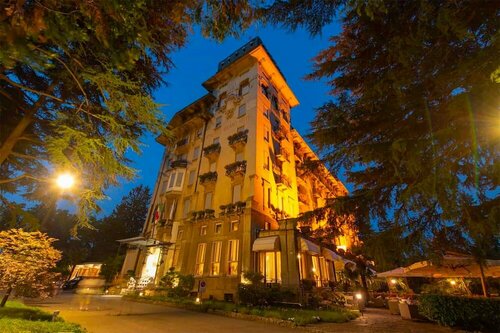 Palace Grand Hotel Varese, Забронировать Отель Варезе Provincia di Varese