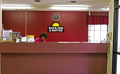 Days Inn & Suites by Wyndham Starkville, Book Mini-hotel Starkville Mississippi