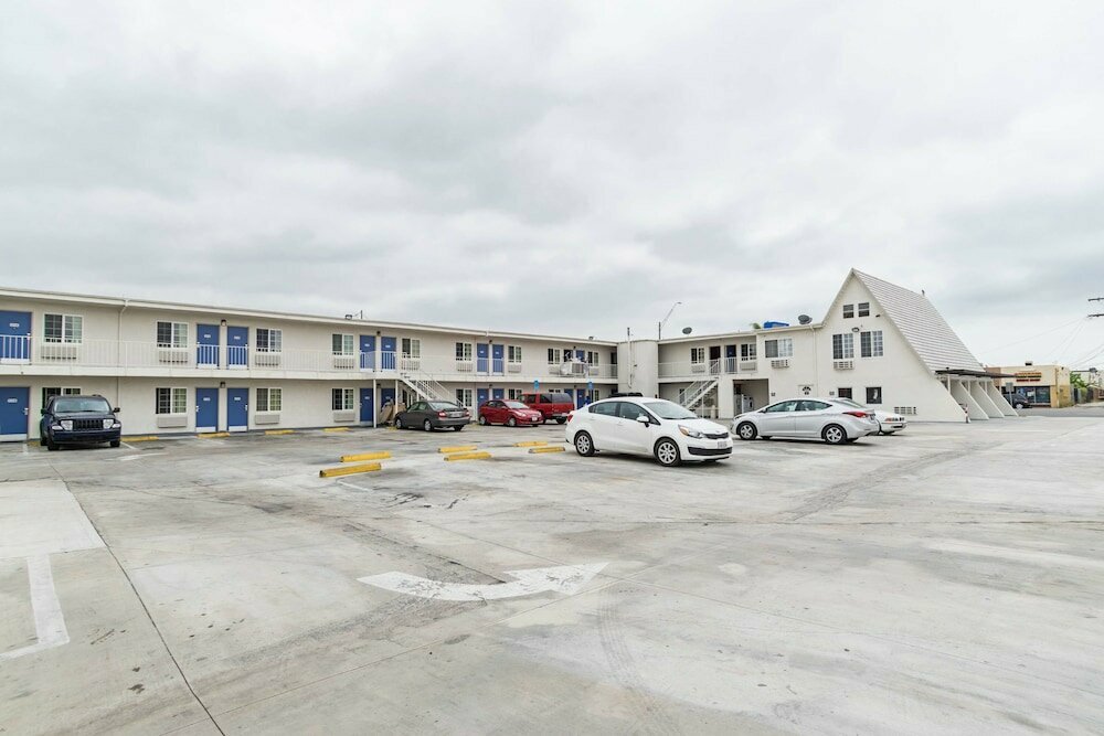 Motel 6 Long Beach