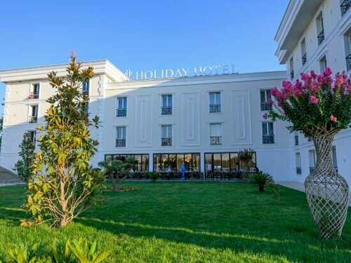 Holiday Hotel, Rezervați Hotel Tirana Tirana Region