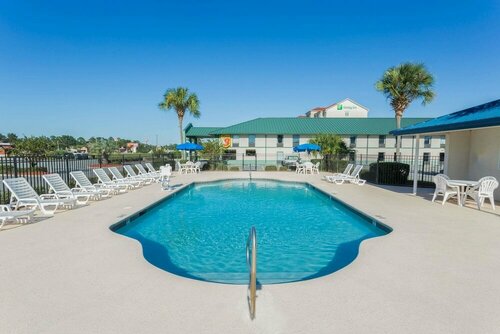 Days Inn Valdosta - Conference Center, Đặt Khách sạn Valdosta Georgia