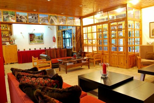 Faraggi Hotel, 预订 酒店 科尼察 Ioannina Regional Unit