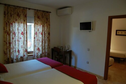 Hotel Riad Arruzafa, Забронировать Отель Отели Cordoba Province с парковкой, Парковка