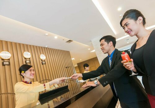 Dalton Makassar, Rezervați Hotel Hoteluri în Sulawesi cu parcare, Parcare