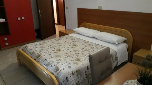 Hotel Houston Livorno - Struttura Esclusivamente Turistica - Not for Business or Workers, Забронировать Отель Ливорно Берег Этрусков, рядом с Арена ПалаЛиворно