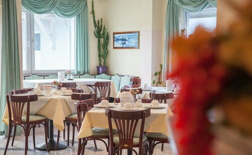 Hotel Atlantis, Забронировать Отель Рамштайн-Мизенбах Pfalz