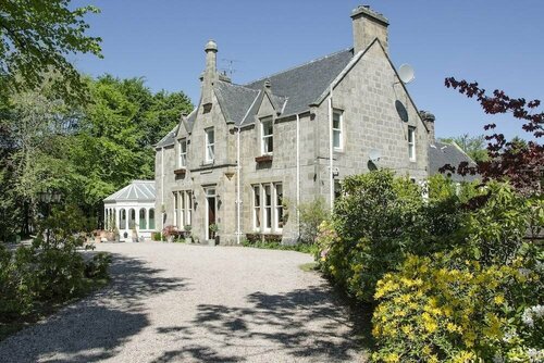 Ravenscourt Guest House, Book Pension  