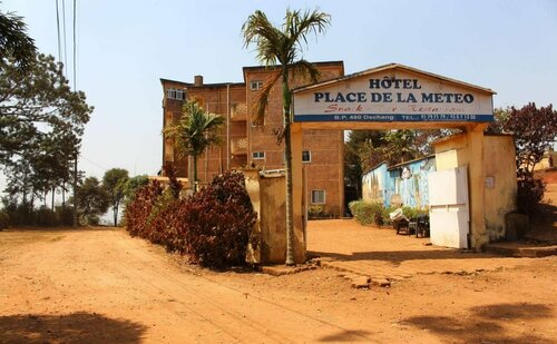 Hôtel Place de La Météo, Rezerwuj Hotel Dschang Western region