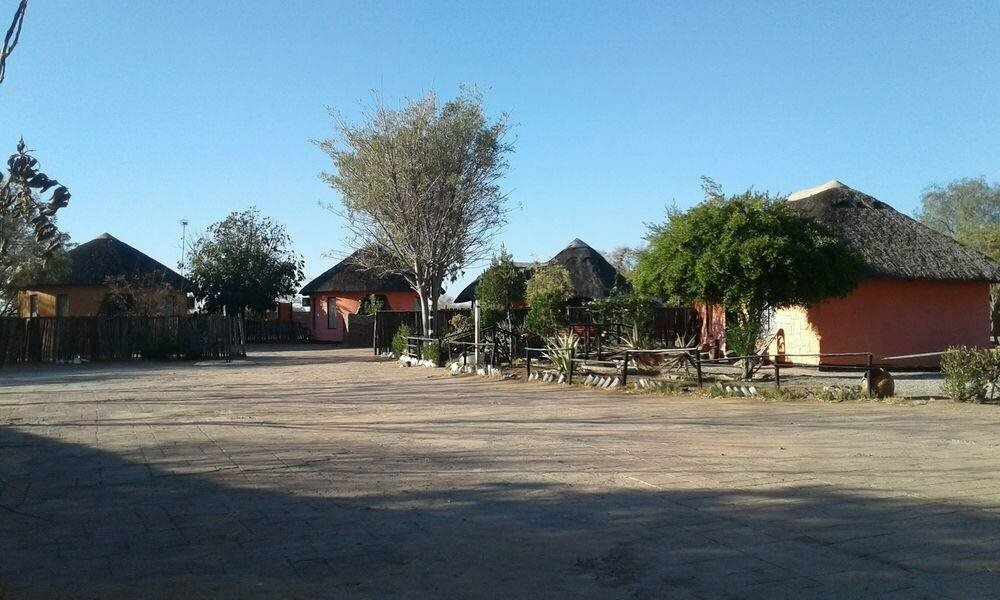 Gaetsho Lodge