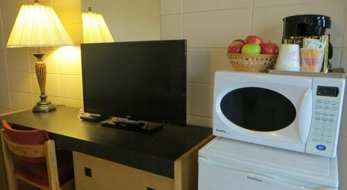 Siesta Motel, Book Motel Hoteller i Olds med parkering, Parkering