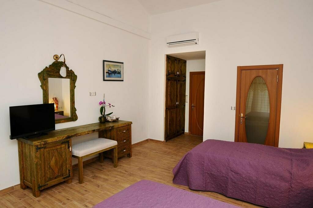 Pyramid Boutique Hotel
