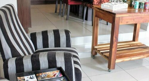 Reitumetse Guesthouse, Забронировать Отель Масеру Лесото, рядом с Maseru Mall