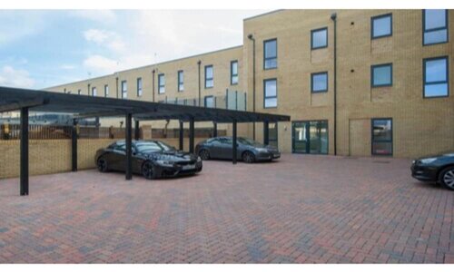 Tailored Stays - De Havilland House, Réserver Appartement Cambridge Royaume-Uni