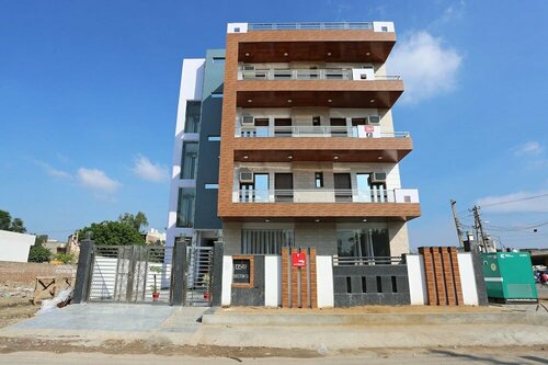 OYO 6603 Hotel Green Residency 2, Забронировать Отель Отели штата Харьяны с парковкой, Парковка