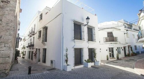 Total Marbella Suites - Adults Only, Забронировать Отель Старый город Марбельи Марбелья, рядом с Церковь Воплощения
