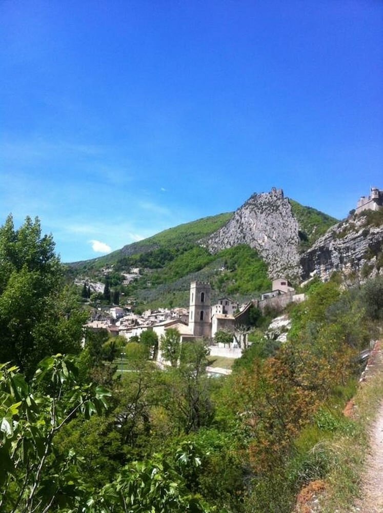 La Chambre 21, Entrevaux EN Provence, proche de Nice