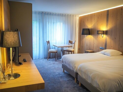 Hôtel Restaurant La Couronne by K, Забронировать Отель Отели Райпертсвиллера с парковкой, Парковка