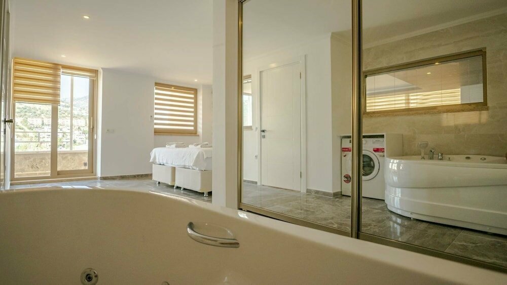 Villa Moonshine Sleeps 8 Pool Air Wifi