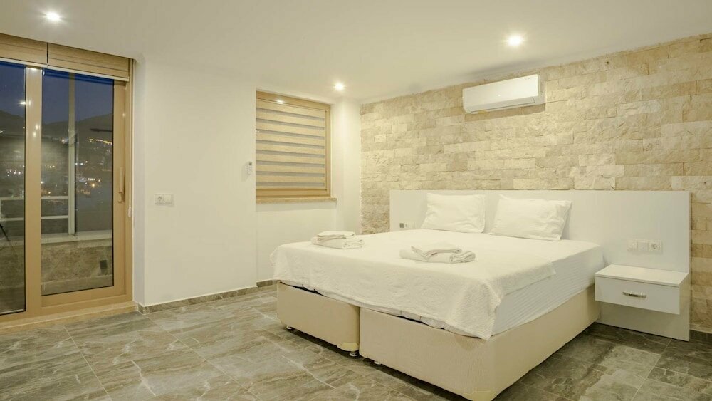 Villa Moonshine Sleeps 8 Pool Air Wifi