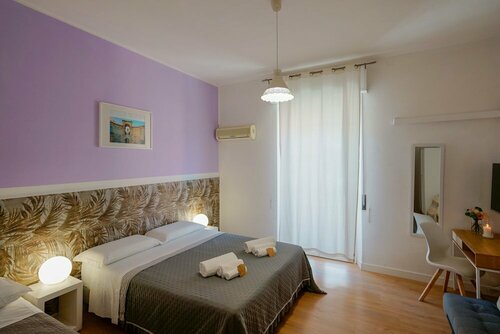 Bissenti Rooms - Eja Sardinia, Забронировать Гостевой дом Кальяри Южная Сардиния, рядом с Piazza Yenne