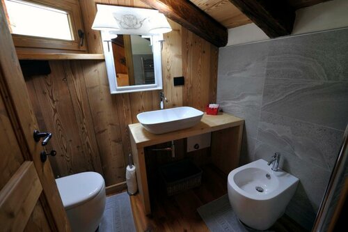 Historic Residenze Loo Bach, Забронировать Отель Грессоне-Сен-Жан Грессоней