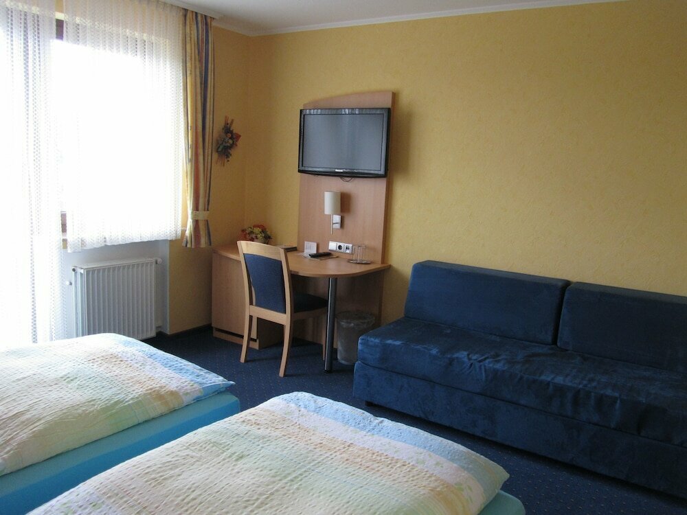 L-gut Race Hotel zur Burg Nürburg