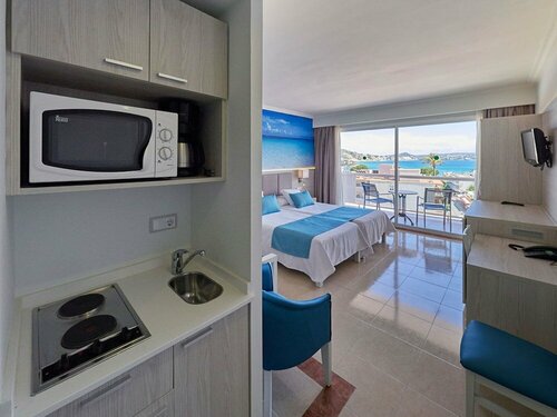 Aparthotel y Hotel Paguera Beach, Book Lejlighedshotel Paguera Mallorca