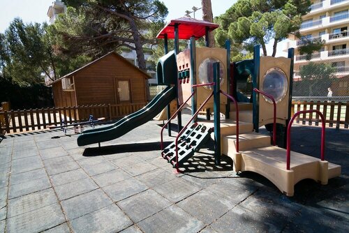 Golden Port Salou & Spa, Забронировать Курортный отель Салоу Tarragonès