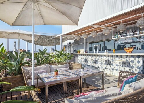 Отель Barcelona Condal Mar Affiliated by Meliá, Забронировать Отель Сант-Марти Барселона, рядом с Побленоу