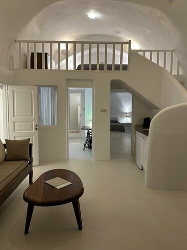Remezzo Villas, Забронировать Отель Имеровиглион Santorini Caldera