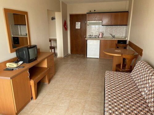 Апарт-Отель Tuntas Family Suites Kusadasi, Забронировать Апарт-отель Апарт-отели Кушадасы, Апарт-отель