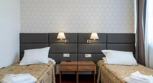 Hotel Karczówka, Buchen Sie Hotel Hotels in Heiligkreuz mit Parkplatz, Parkplätze