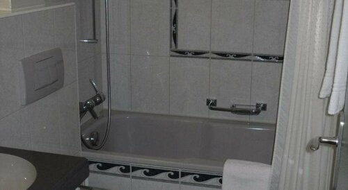 Astoria, Prenota Hotel Solothurn 