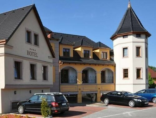 Zlatá Lípa – Wellness Hotel, Rezerwuj Hotel Decin Czech central mountains