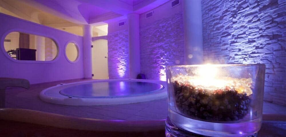 Sunshine Club Hotel