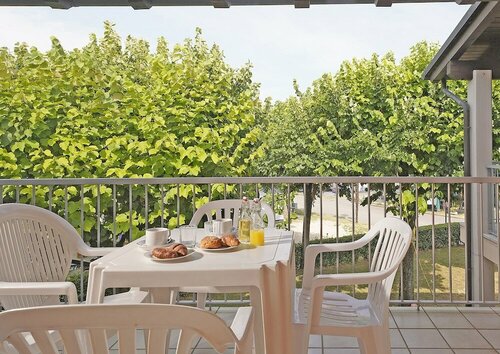 Residence Villaggio Tiglio, Забронировать Кемпинг Отели озера Гарды 4 звезды, 4*