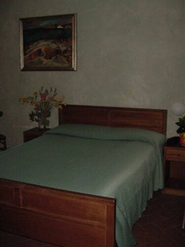 Santa Croce, Book Hotel Hoteller i Pisa med parkering, Parkering