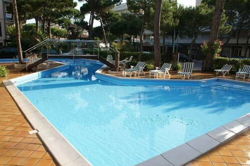 Hotel Corona Milano Marittima, Забронировать Отель Равенна Ravenna Area