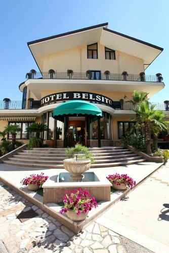Belsito Hotel, Забронировать Отель Отели в центре Нолы, в центре, Парковка, Завтраки