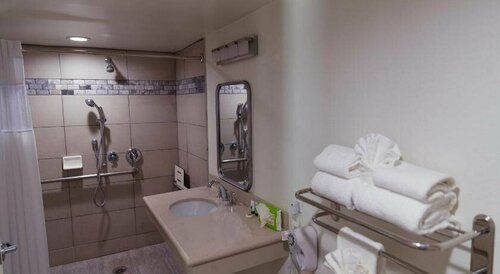 Cozy Inn, Забронировать Отель Отели Коста-Меса с парковкой, рядом с Университет Вангард в Южной Каролине, Парковка