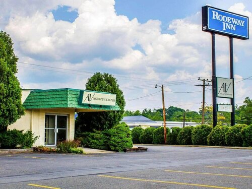 Days Inn by Wyndham Moosic, Reserva ahora Hotel Moosic Sno Mountain