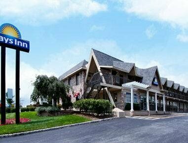 Days Inn by Wyndham Springfield/Phil.Intl Airport, Book Hotel Springfield North Jersey