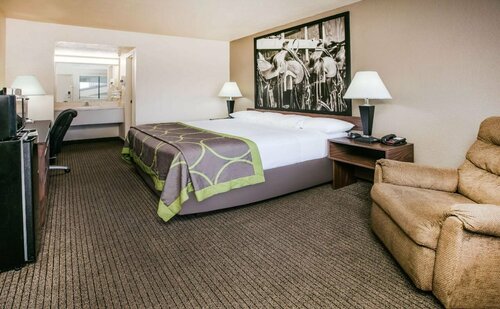 Super 8 by Wyndham Oklahoma Airport Fairgrounds West, Buchen Sie Gasthaus Mini-Hotels in Oklahoma, Gasthaus