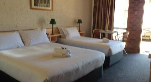 Bega Downs Motor Inn, Varaa Mini-hotelli Bega 