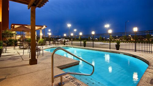 Best Western Plus College Station Inn & Suites, Забронировать Отель Колледж-Стейшн штат Техас